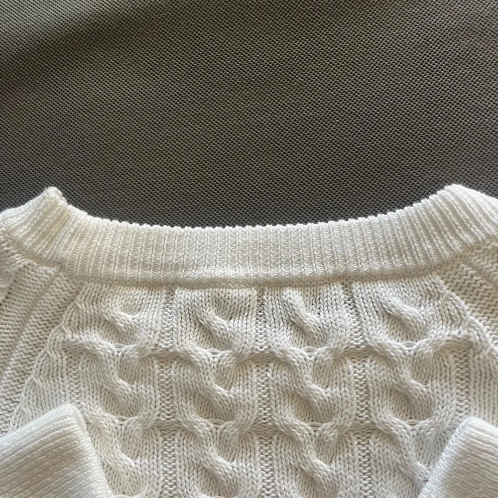 J.Crew White Relaxed-fit Cable-knit Crewneck Sweater Size Small - Picture 5 of 9